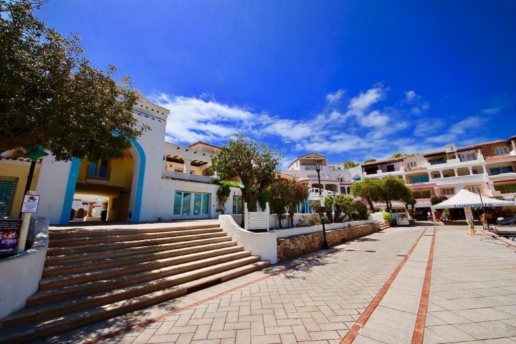 Perla Del Porto Apartments Santa Teresa Gallura Exterior foto